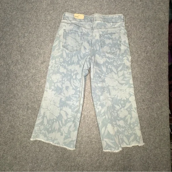 NYDJ Major Marian Annabella Print Capri Jean. Sz: 10 - Picture 6 of 14